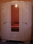 armoire restaurée, couleur satin, laquée blanc